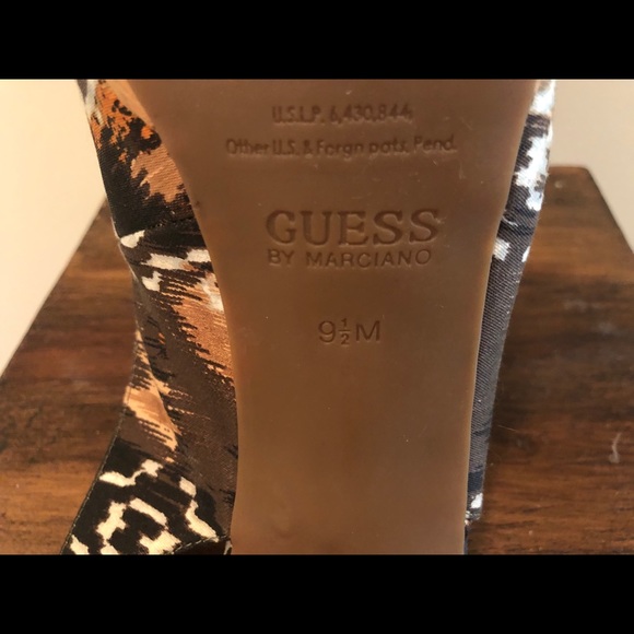 Guess by Marciano pumps - Picture 4 of 5